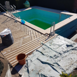 Piscine Extérieure à Coque : Élégance et Facilité d'Entretien Réunies Bayeux