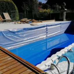 Piscine Extérieure en Béton : Solidité et Durabilité pour votre Espace Flaviac